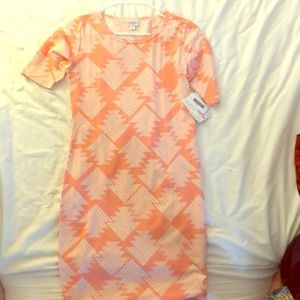 BNWT-Lularoe Julia